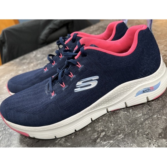Skechers Navy and Pink Air Cooled Sneakers - Picture 2 of 12